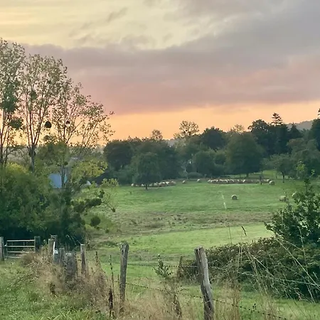 D Hotes Le 23 فندق مبيت وإفطار Segrie-Fontaine