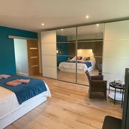 D Hotes Le 23 Bed & Breakfast