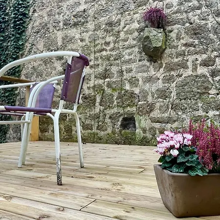 D Hotes Le 23 住宿加早餐酒店 3*