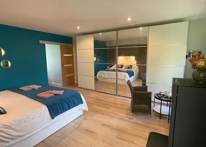 D Hotes Le 23 住宿加早餐酒店