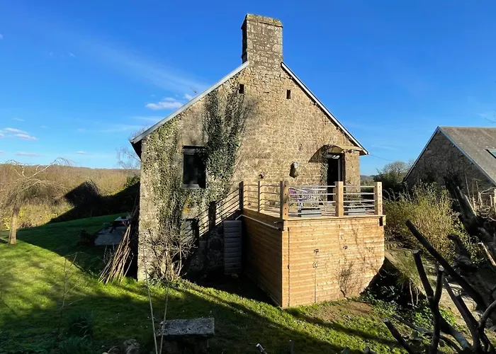 D Hotes Le 23 住宿加早餐酒店 Segrie-Fontaine